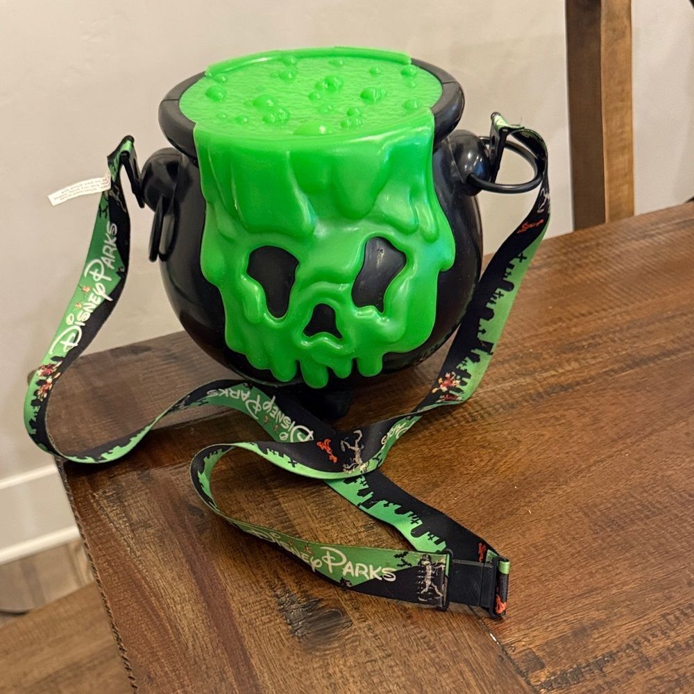 Disney Parks Light up Cauldron Bucket